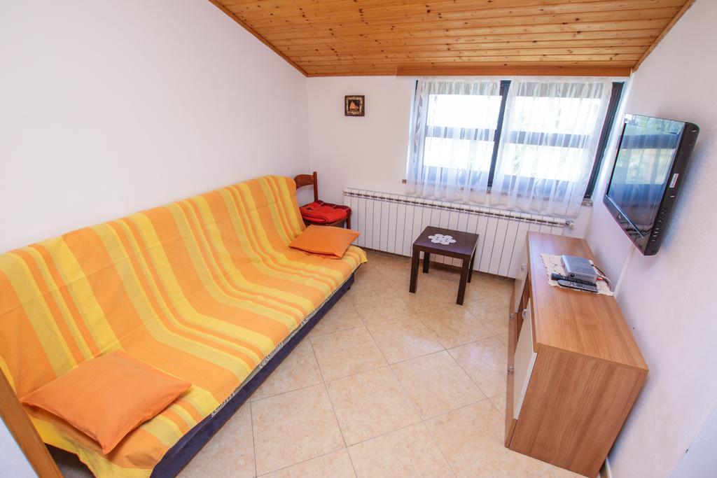Apartment Lidia *